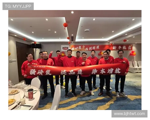 深圳飞盘队团队协作引发热议争议背后的合作与竞争关系探讨